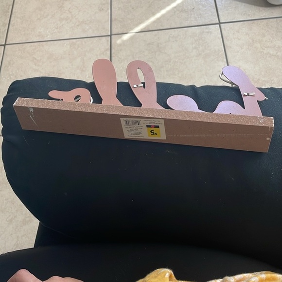 Pink 'Hello' Decorative Sign - Picture 2 of 4